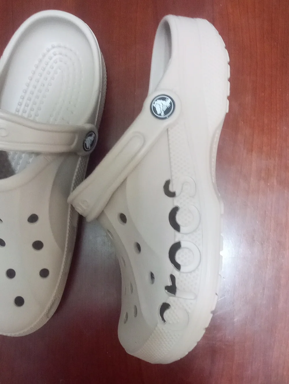 Crocs Unisex Classic Clog  Women 6 Mens 8 Beige NWT $49.99